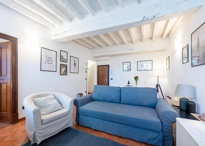 Guesthost - Piazza San Bartolomeo Bright&comfy X4 Apartment *