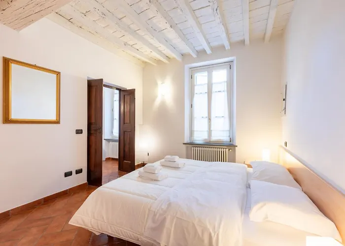 Guesthost - Piazza San Bartolomeo Bright&comfy X4 Apartamento